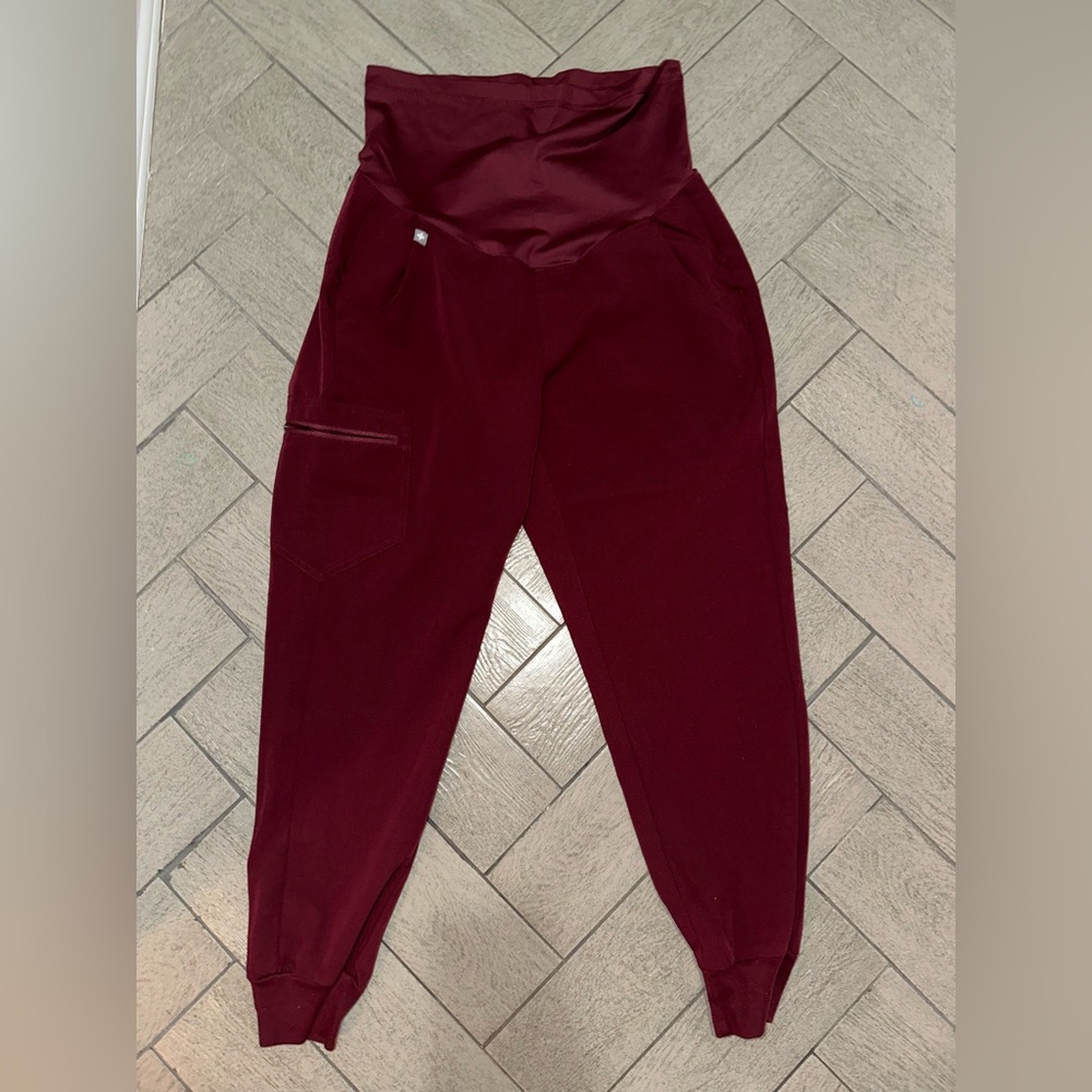 Fig Maternity Jogger Burgundy
